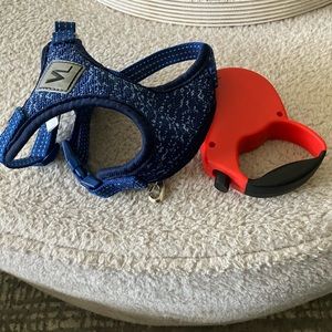 Harness and retractable leash